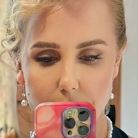 holly Çıplak
