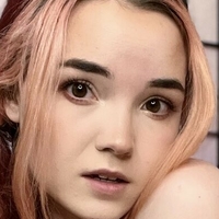 holoraevyn Çıplak