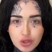 Hon3yxmilk Çıplak