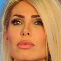 Ilary Blasi Çıplak