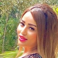 Imen Loulou Çıplak