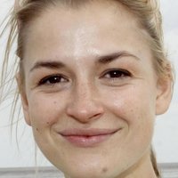 Ines Lutz Çıplak