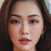 Irene Zhao Çıplak