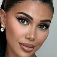 Isabel Raad Çıplak