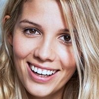 Isabel Vollmer Çıplak