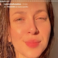 Isabela Fialho Çıplak