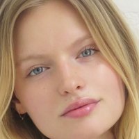 Isabella Farrel Çıplak