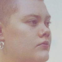 Isold Halldorudottir Çıplak
