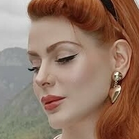 Ivana Zotel Çıplak