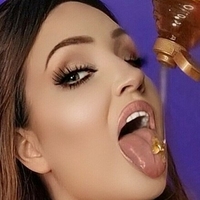 ivytenebrae Çıplak