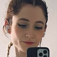 Janet Devlin Çıplak