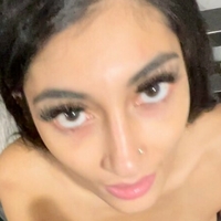 Jenelle Mathew Çıplak