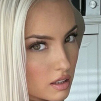jenniferlevii Çıplak