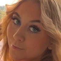 Jennijanina Çıplak