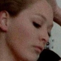 Jenny Hanley Çıplak