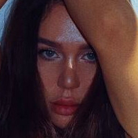 Jenny Hanna Çıplak
