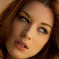 Jessica Stoyadinovich Çıplak