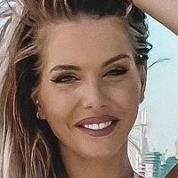 Jessica Thivenin Çıplak