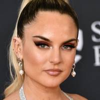 JoJo Levesque Çıplak