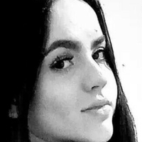 Jordana Polazi Çıplak