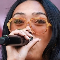 Joy Crookes Çıplak
