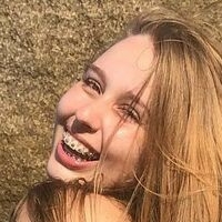 Julia Oliveira Zimmer Çıplak