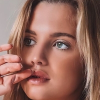 Julia Palha Çıplak