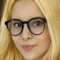 Juliana Ferrarra Çıplak