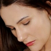Juliana Fiori Çıplak