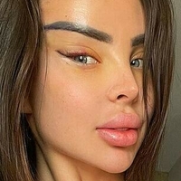 Kahina Çıplak