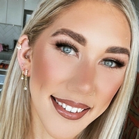 Kara Skip Çıplak