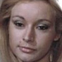 Karin Well Çıplak