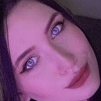 Karina Lavri Çıplak