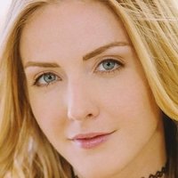 Karla Kush Çıplak
