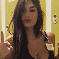 Karolina Surpi Çıplak