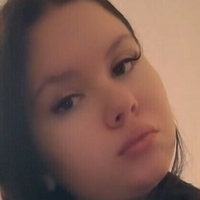 Karoline Çıplak