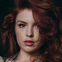 Katarzyna Wuczko Çıplak