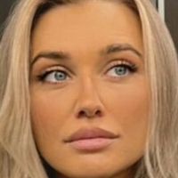 Kate Trajkovska Çıplak