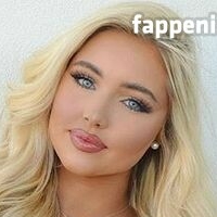 Katerina Rozmajzl Çıplak