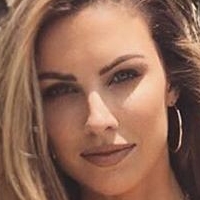 Katherine Webb-McCarron Çıplak