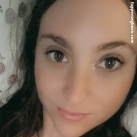 Katie Klyne Çıplak