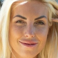 katulienka85 Çıplak