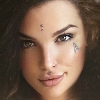 Kayla Tade Çıplak