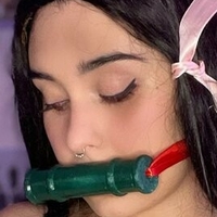 Keira Plusultra Çıplak