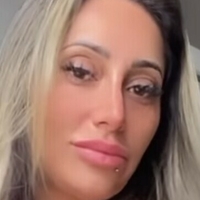 Kelly Holliver Çıplak