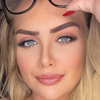 kellymilana Çıplak