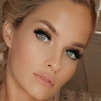 Kelsie Nicole Çıplak