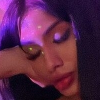 Kendall Hadid Çıplak