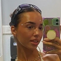 Kiana Sartin Çıplak