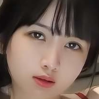 Kieutrinhminn Çıplak
